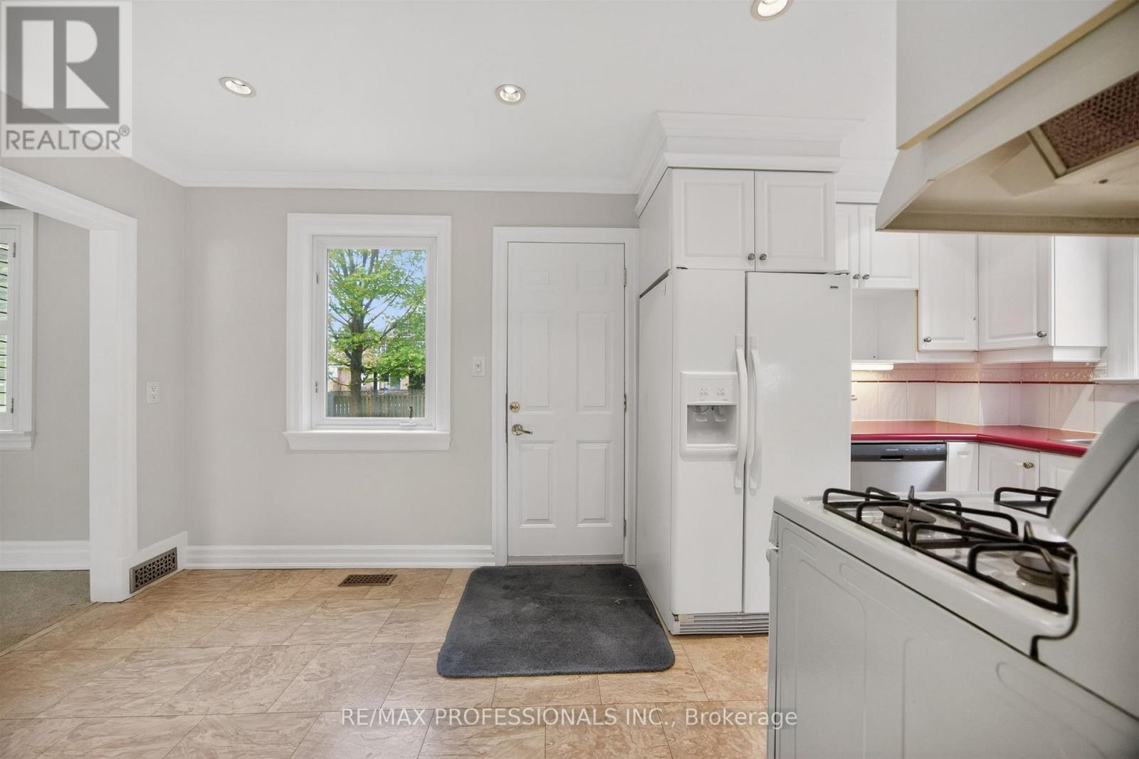 27 Nottingham Drive Property Photo 18