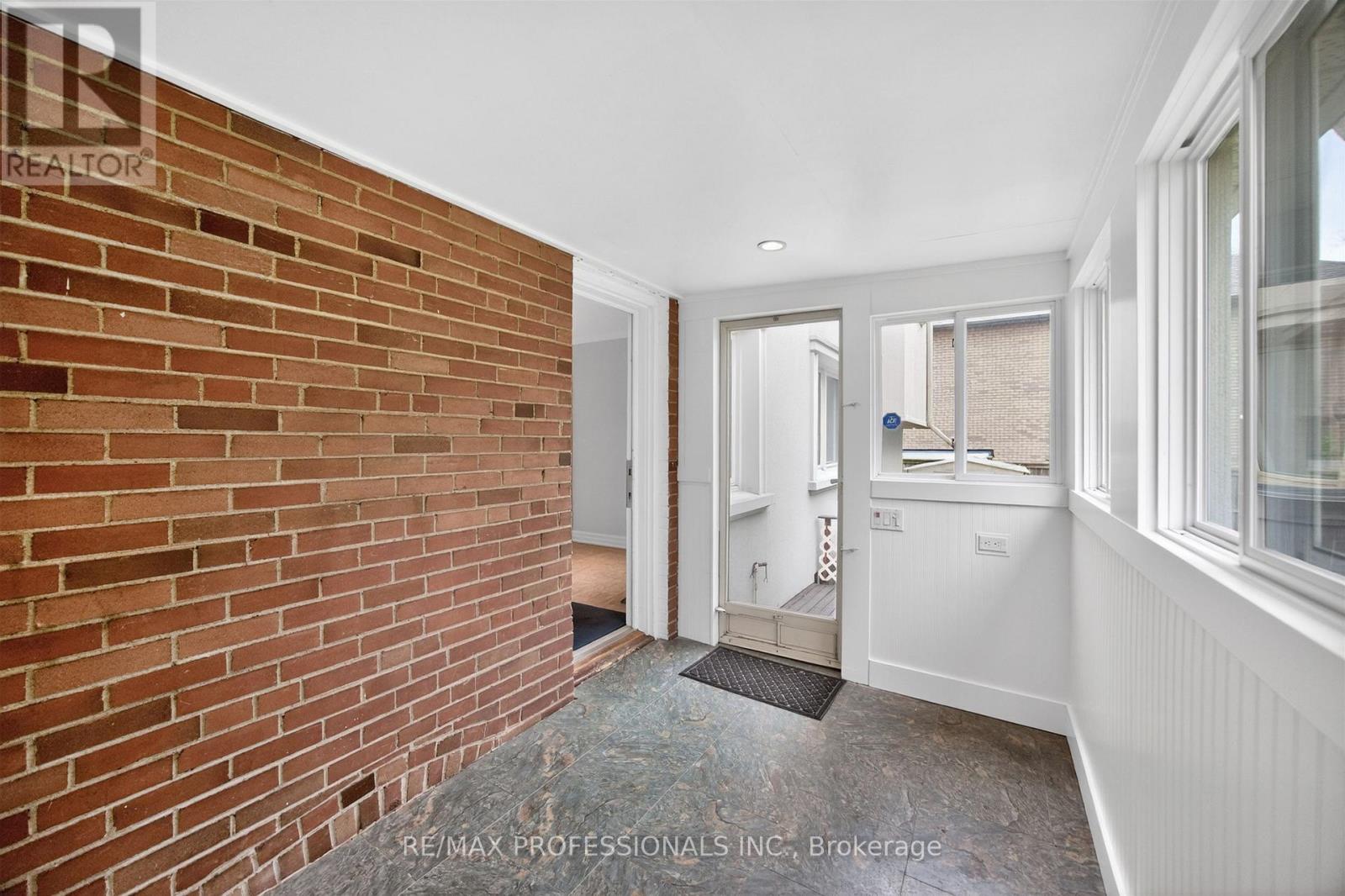 27 Nottingham Drive Property Photo 22