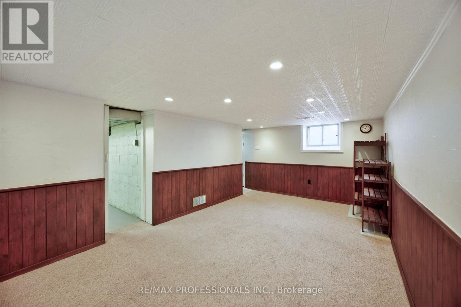 27 Nottingham Drive Property Photo 38