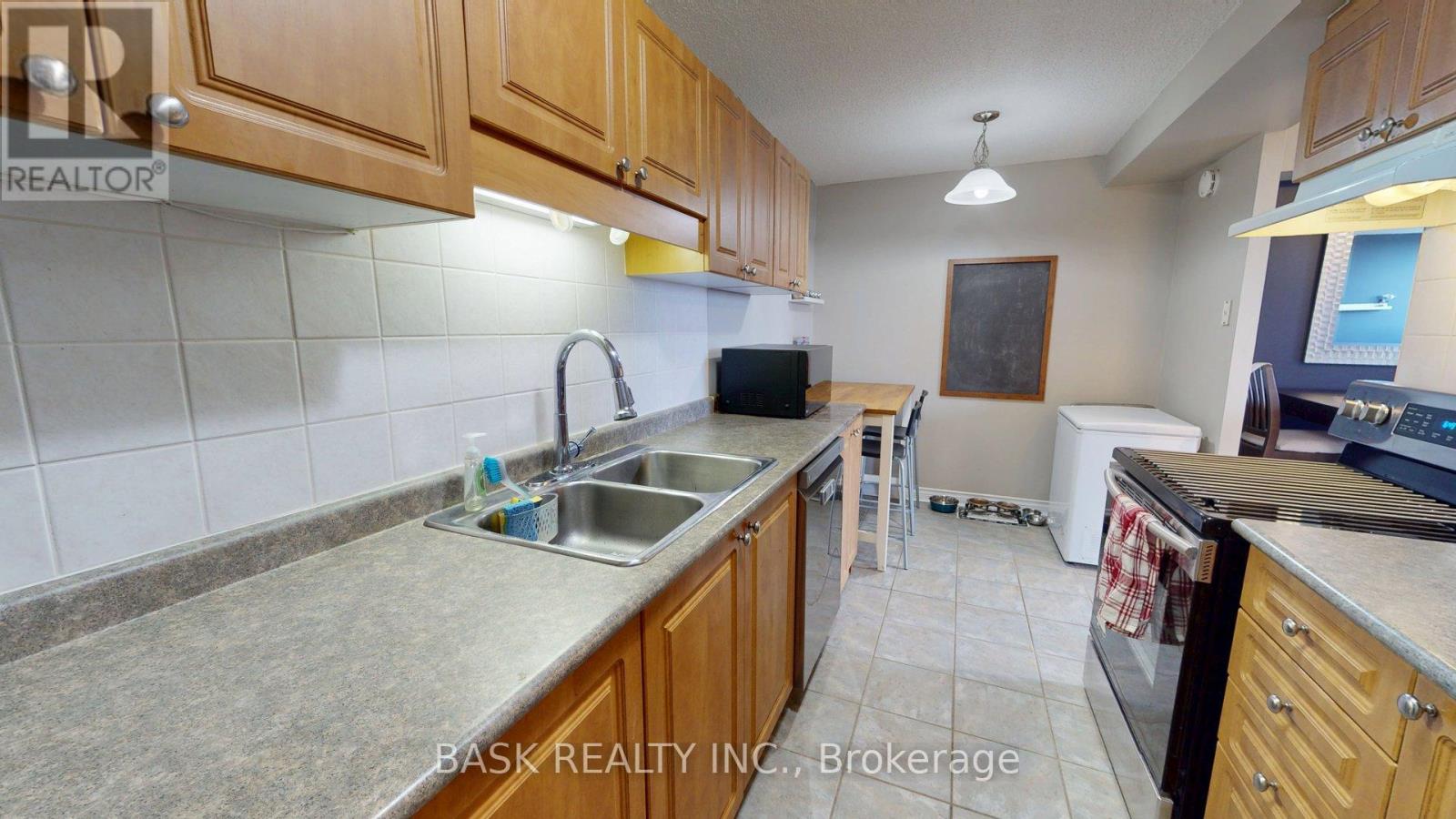 706 - 2900 Battleford Road Property Photo 19