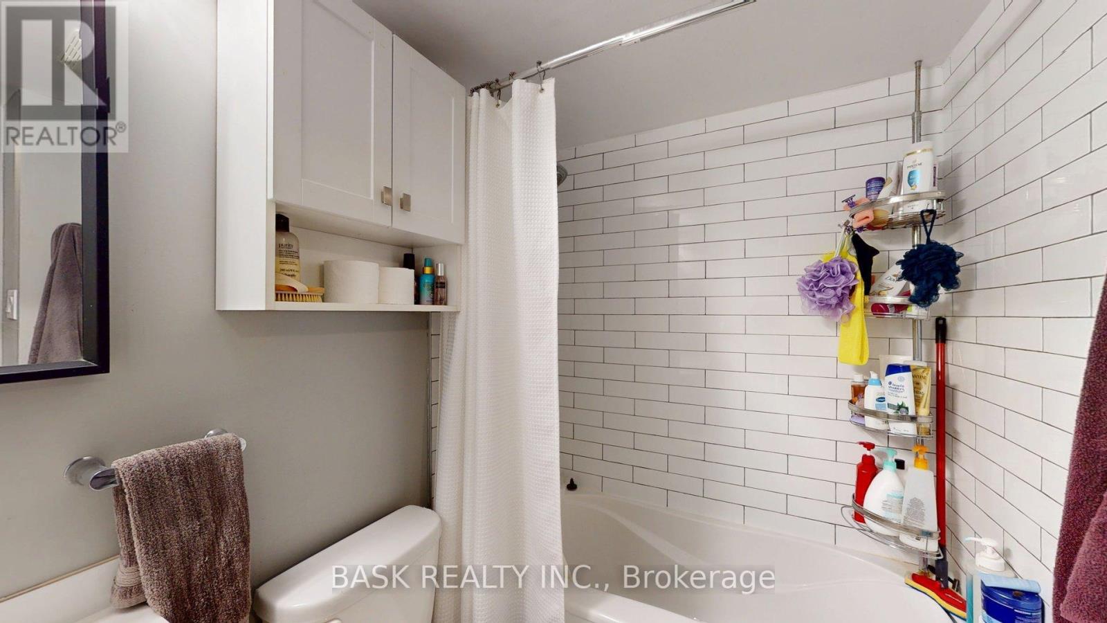 706 - 2900 Battleford Road Property Photo 23