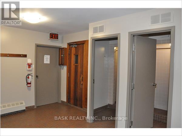 706 - 2900 Battleford Road Property Photo 36