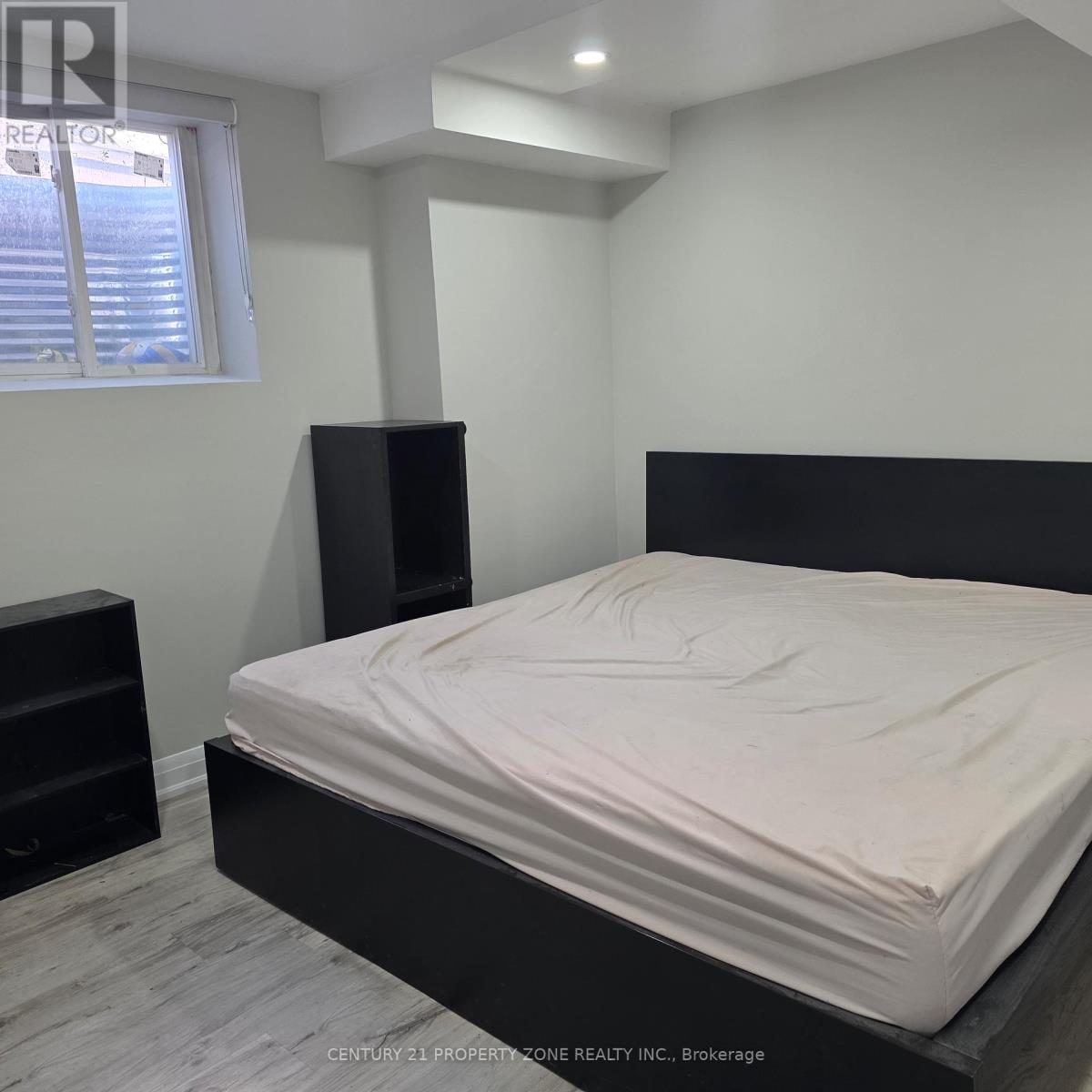 2 Bachelor Street Property Photo 4
