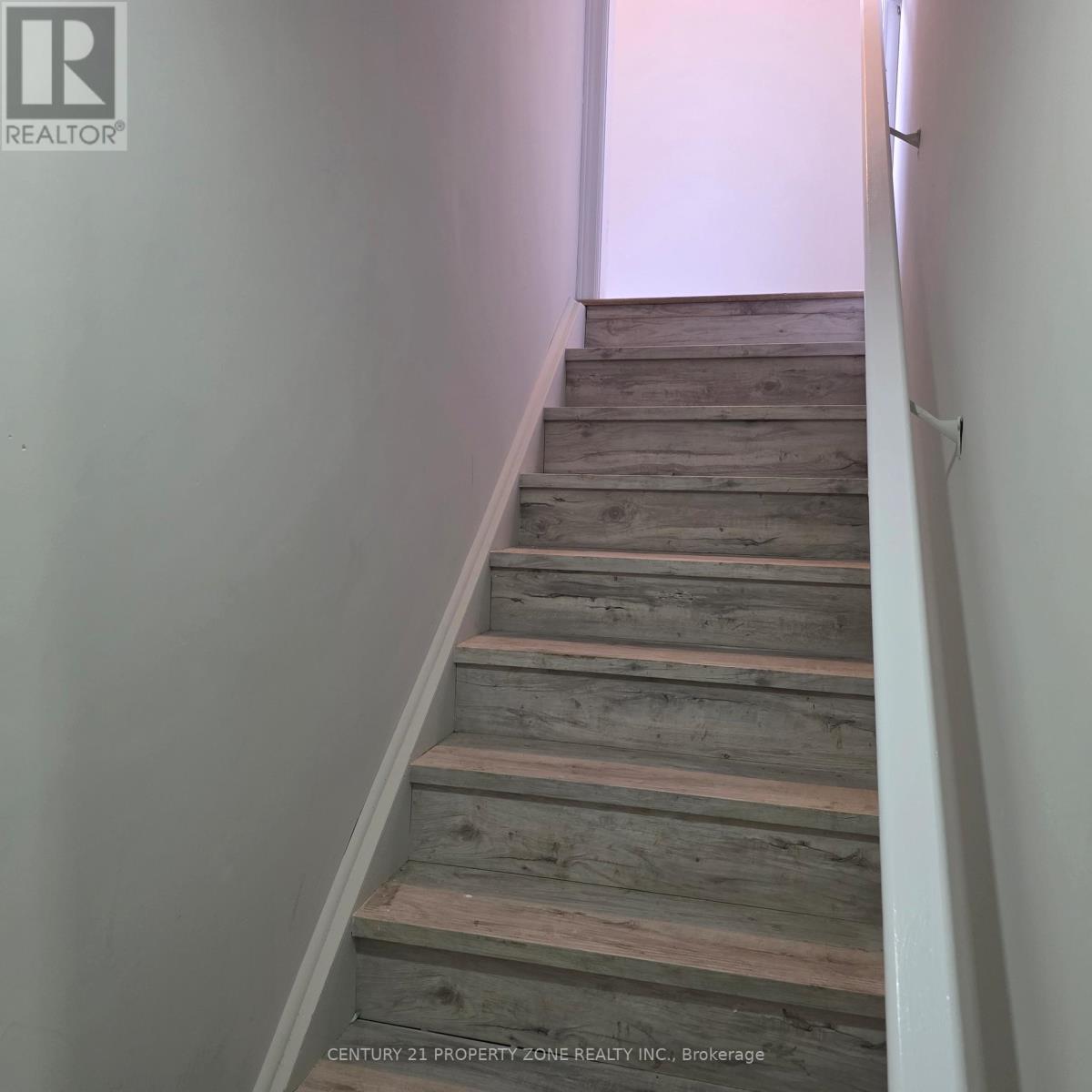 2 Bachelor Street Property Photo 12