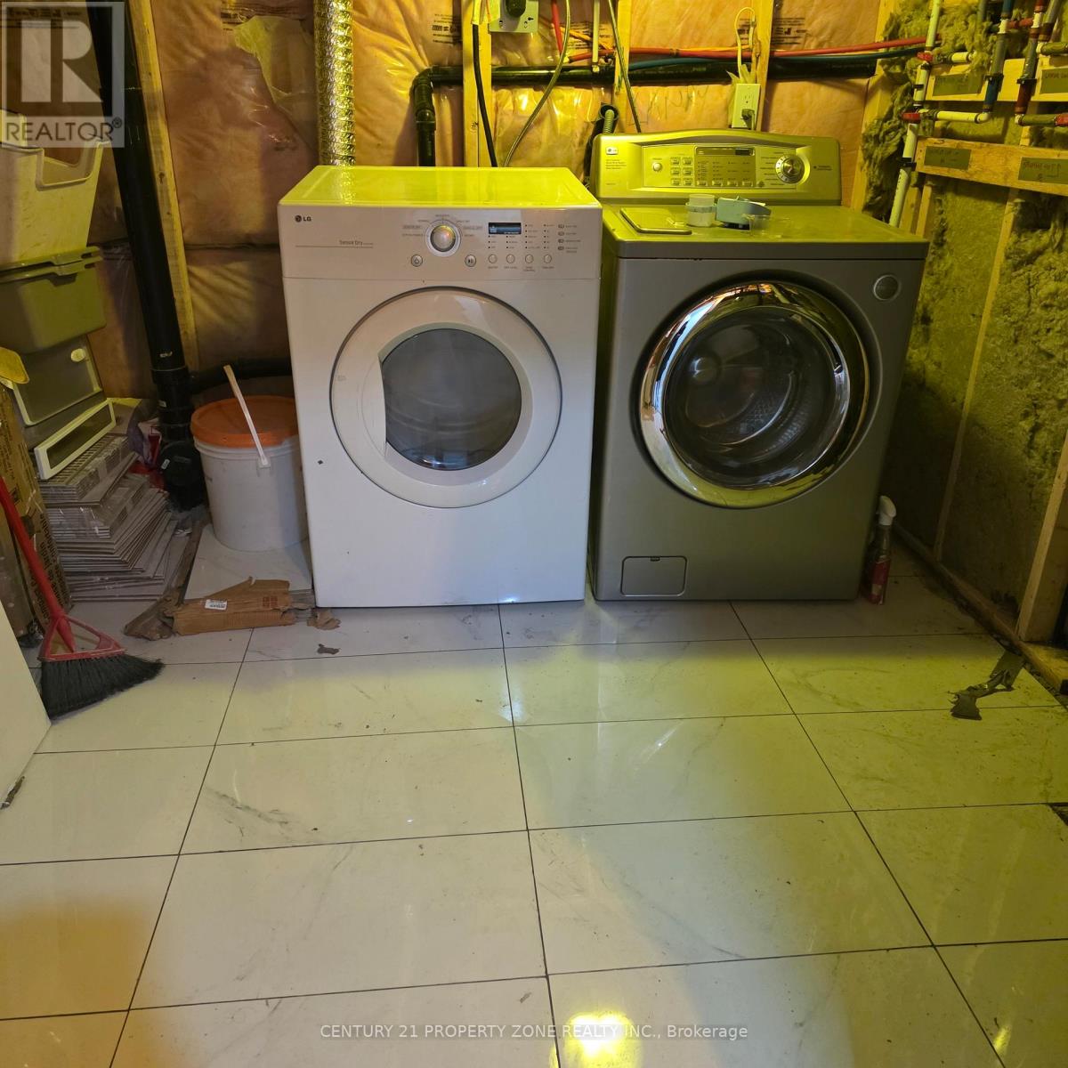 2 Bachelor Street Property Photo 13