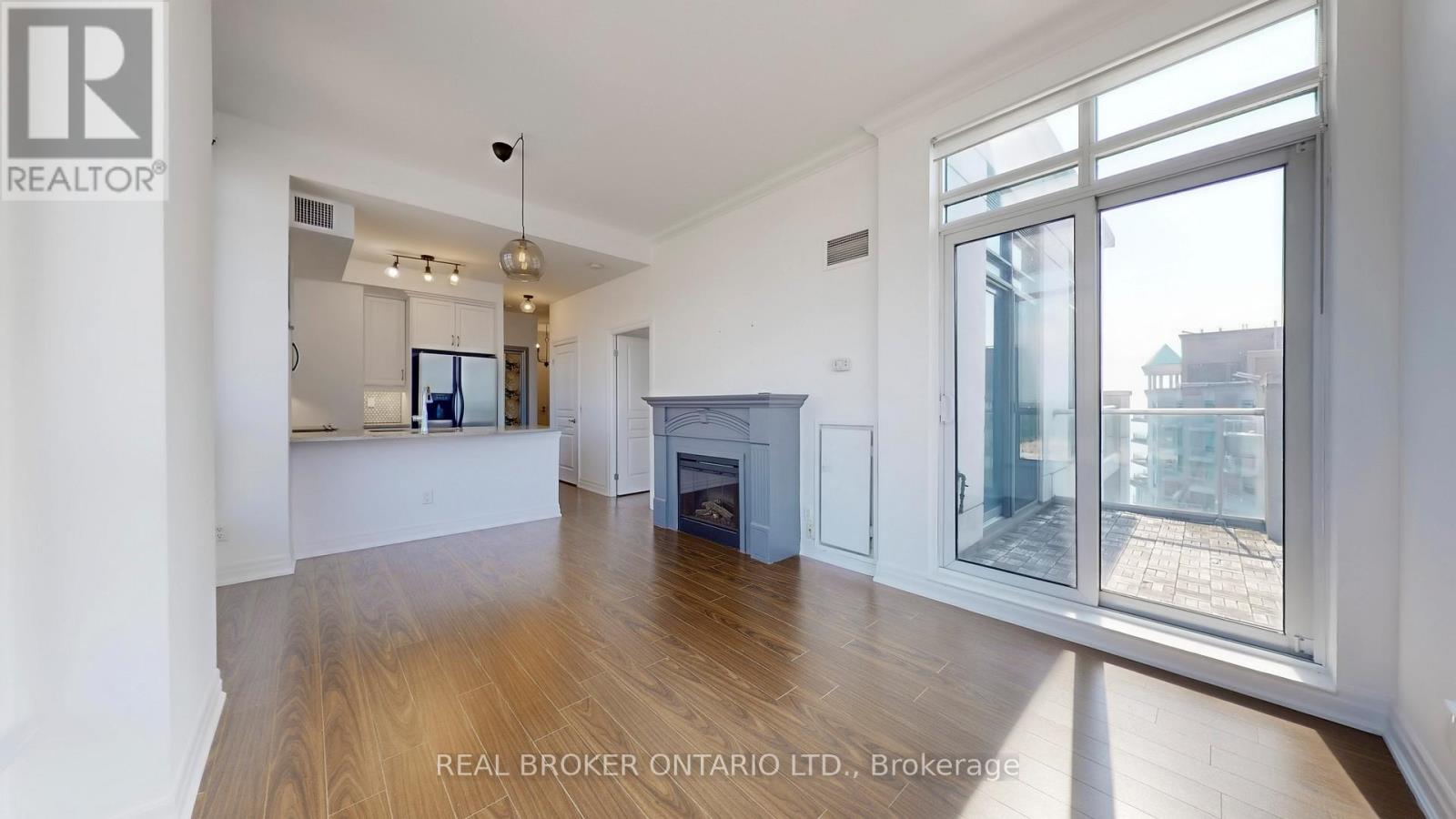 Ph7 - 2087 Lake Shore Boulevard W Property Photo 18