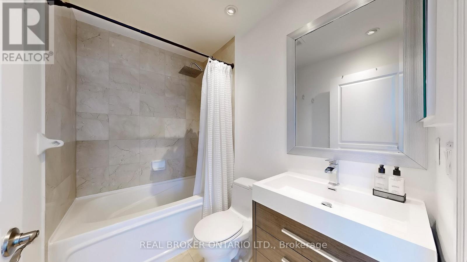 Ph7 - 2087 Lake Shore Boulevard W Property Photo 27