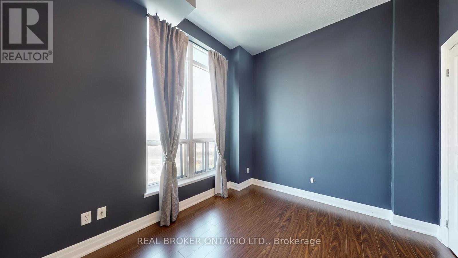 Ph7 - 2087 Lake Shore Boulevard W Property Photo 28