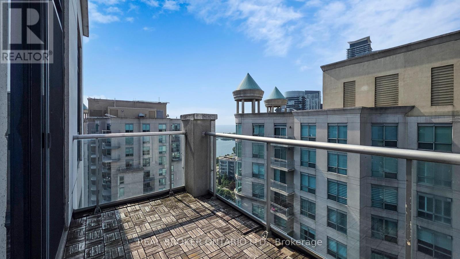Ph7 - 2087 Lake Shore Boulevard W Property Photo 37