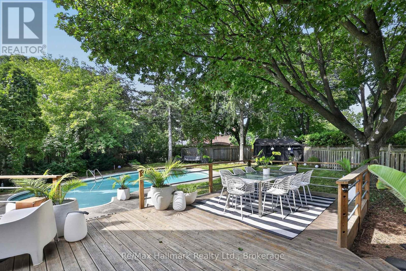1485 Devon Road Property Photo 4