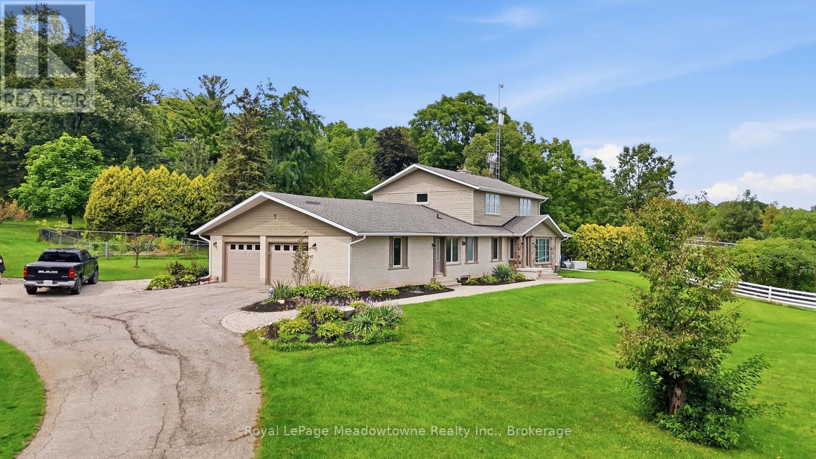 7053 Appleby Line Property Photo 4