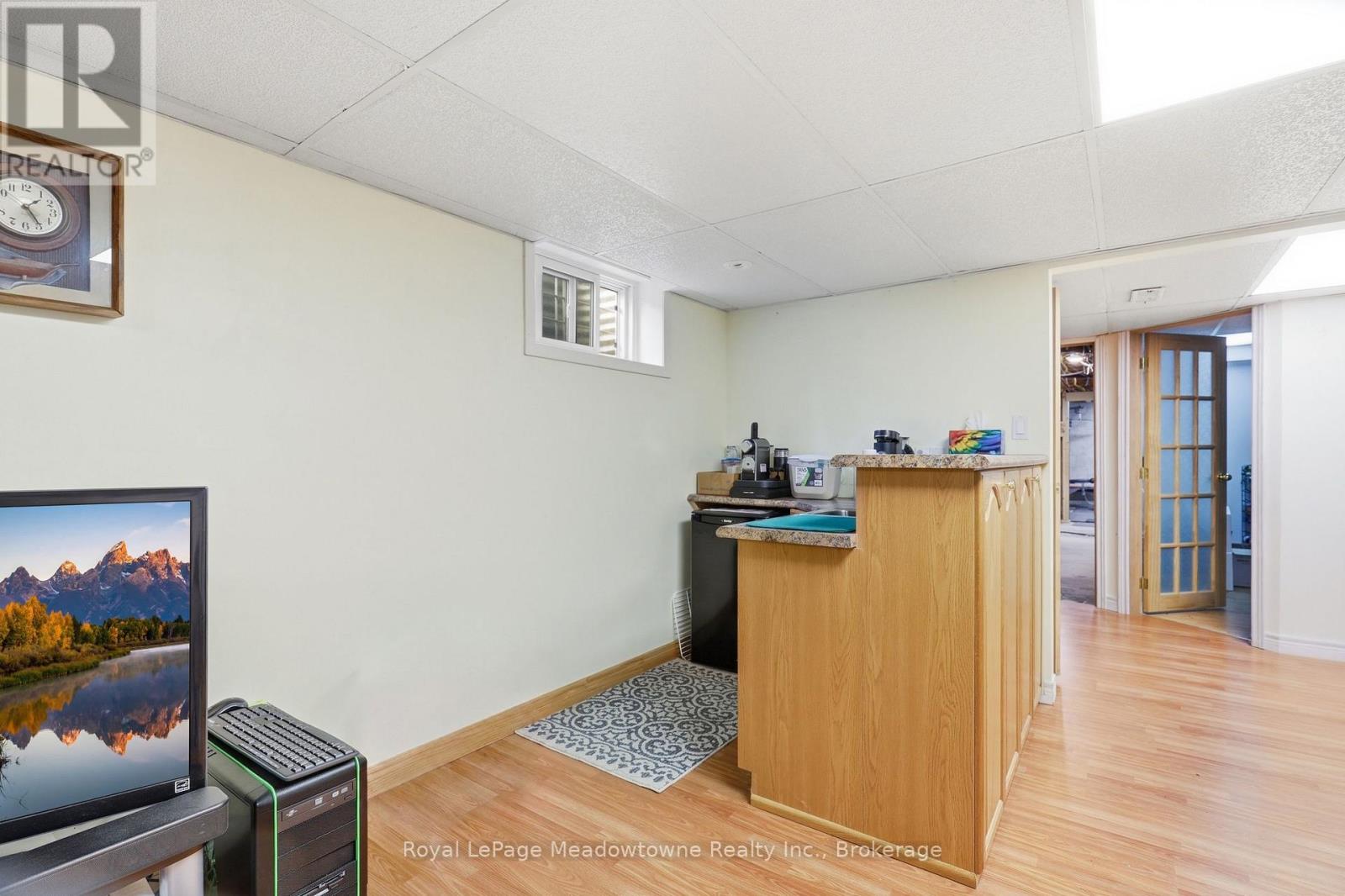 7053 Appleby Line Property Photo 27