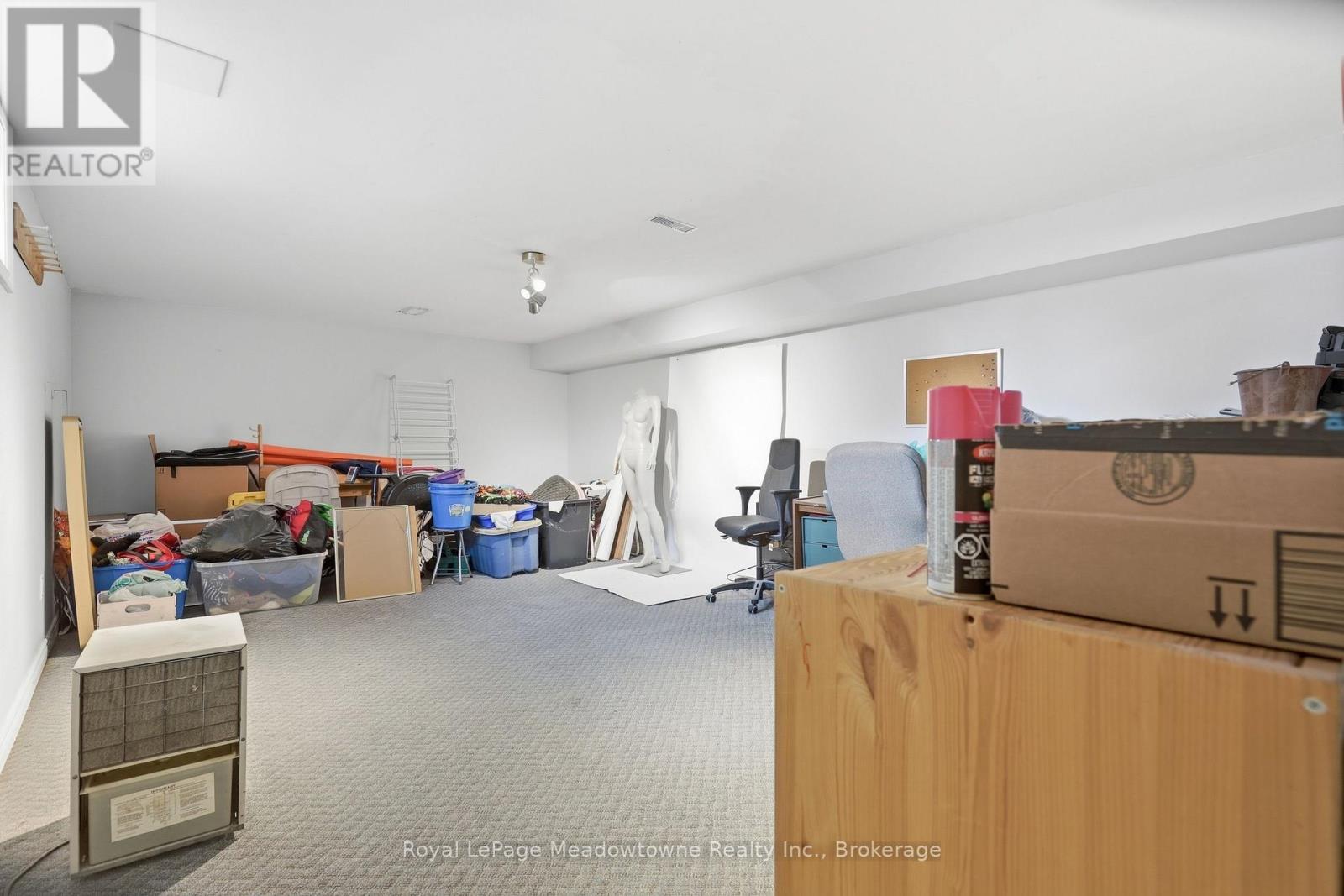 7053 Appleby Line Property Photo 29