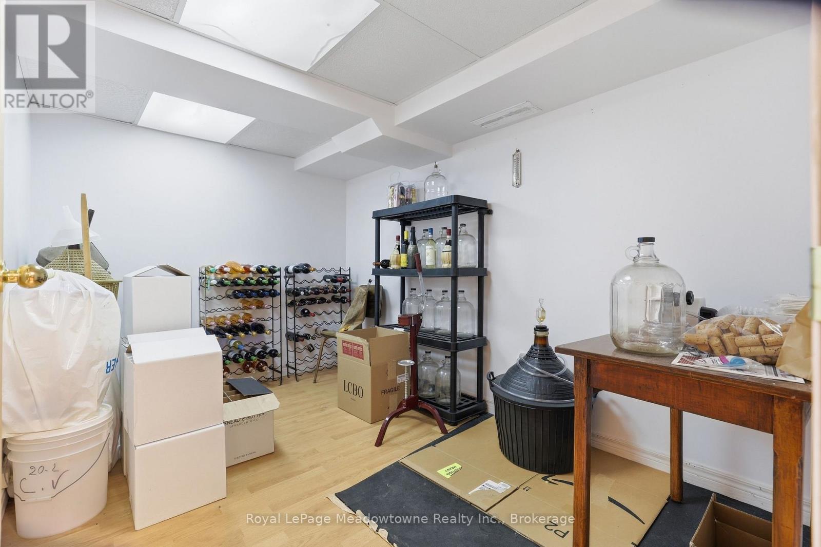 7053 Appleby Line Property Photo 30