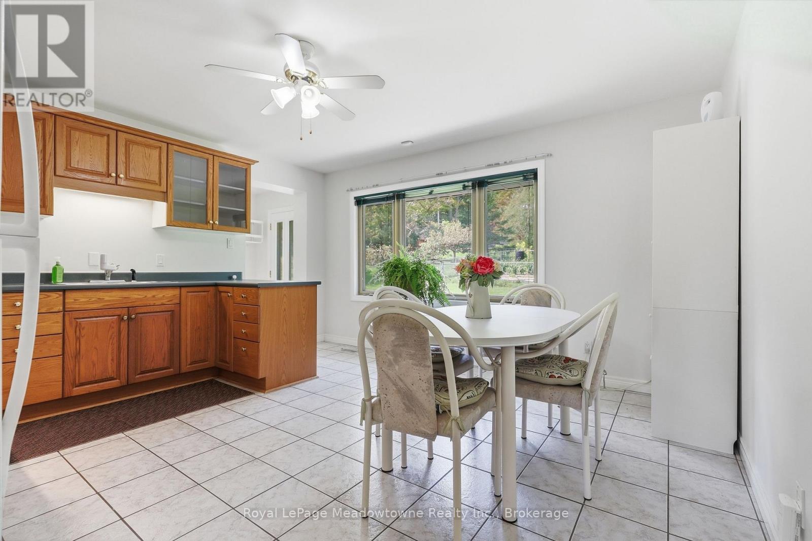 7053 Appleby Line Property Photo 35