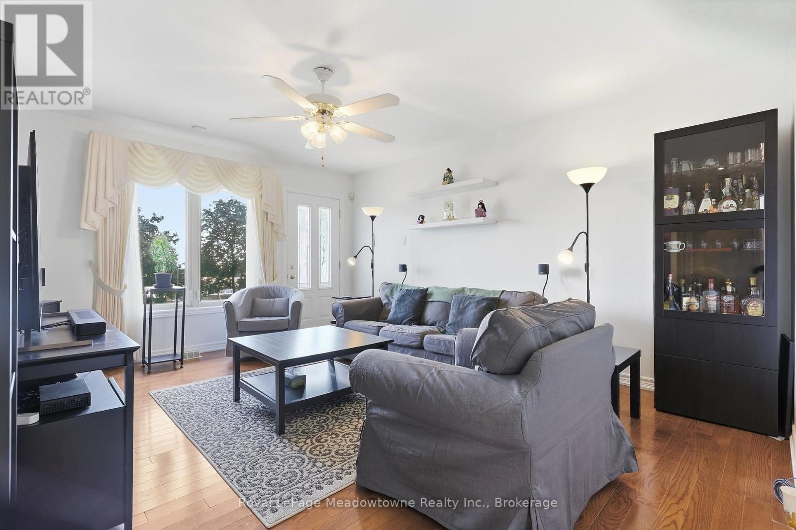 7053 Appleby Line Property Photo 36