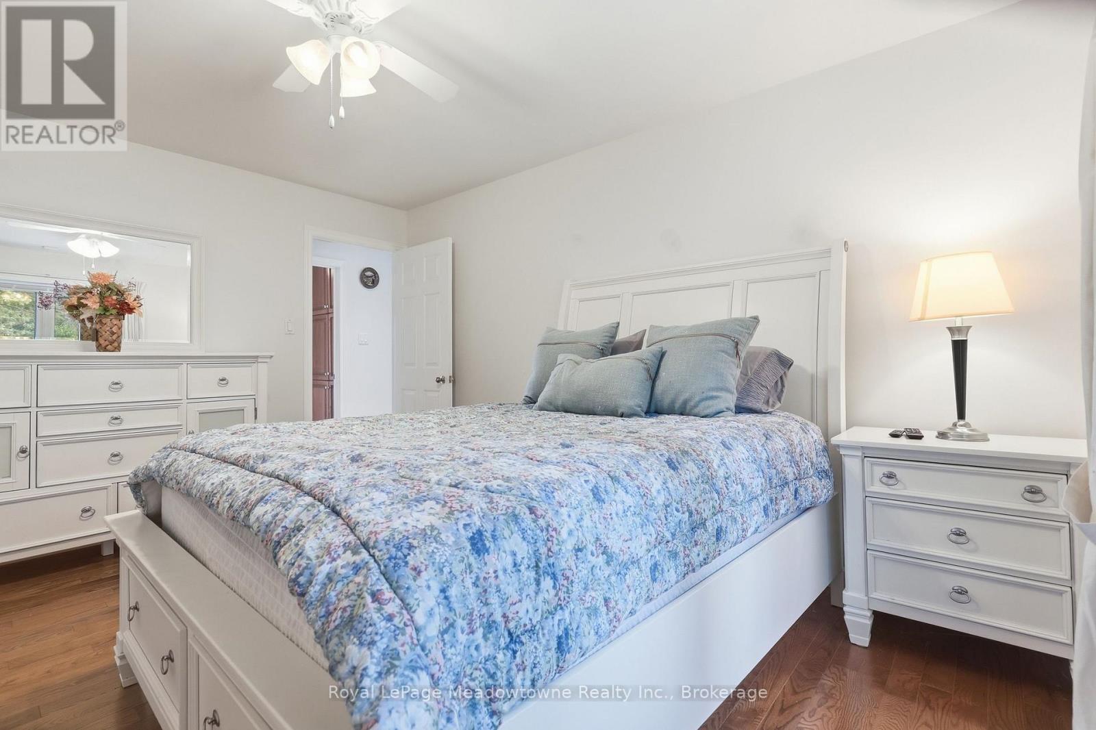 7053 Appleby Line Property Photo 38