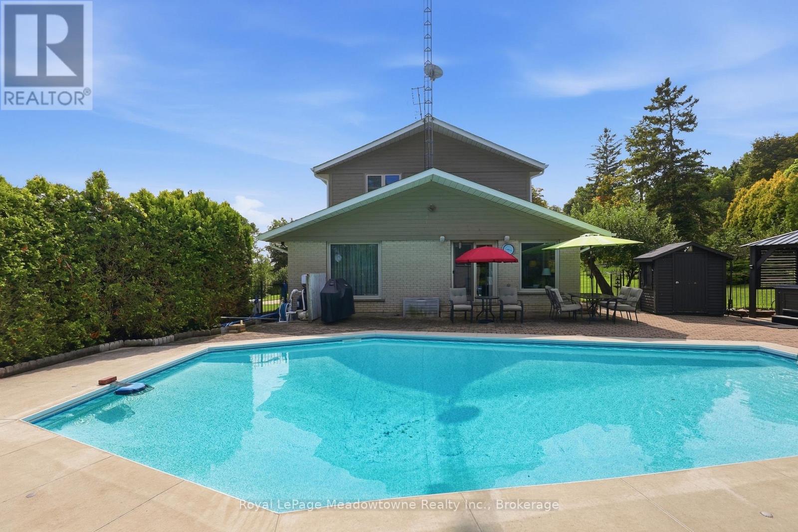 7053 Appleby Line Property Photo 45
