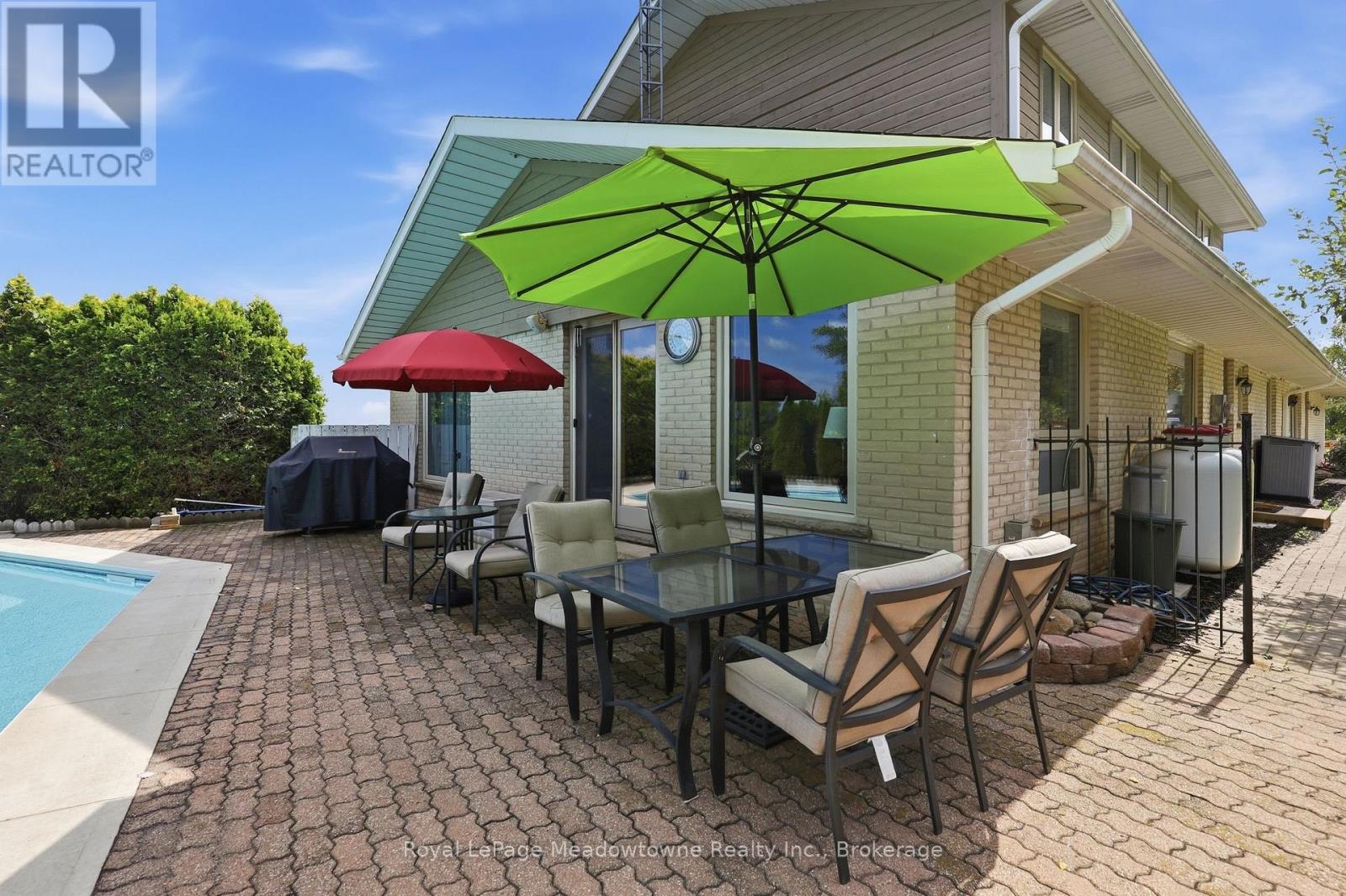 7053 Appleby Line Property Photo 46