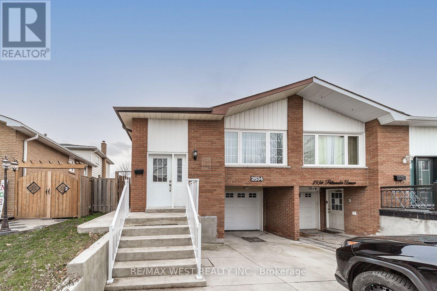 2534 Palisander Avenue Photo de la propriété 1