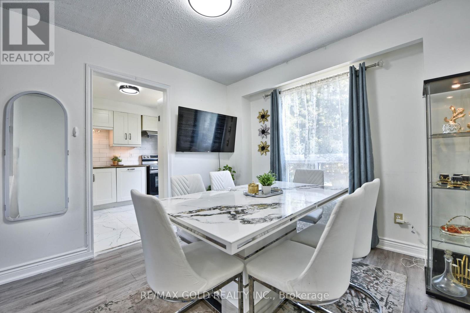 54 Nottawasaga Crescent Property Photo 17