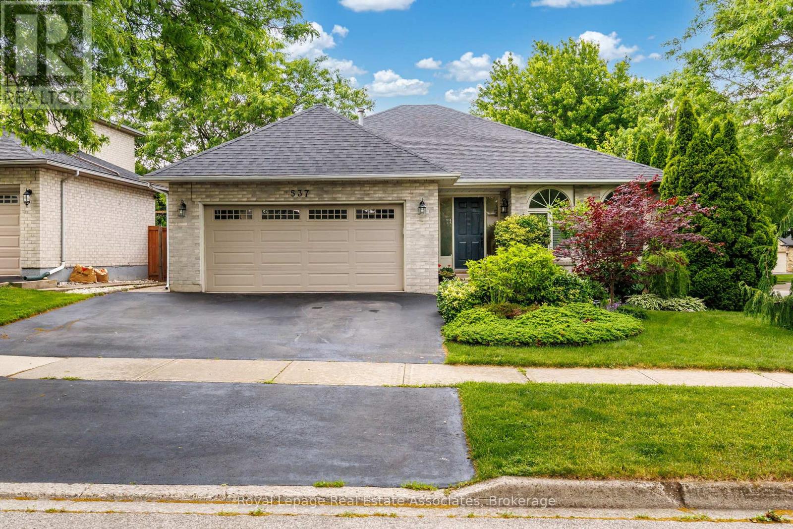 537 MATHEWMAN CRESCENT Property Photo 1