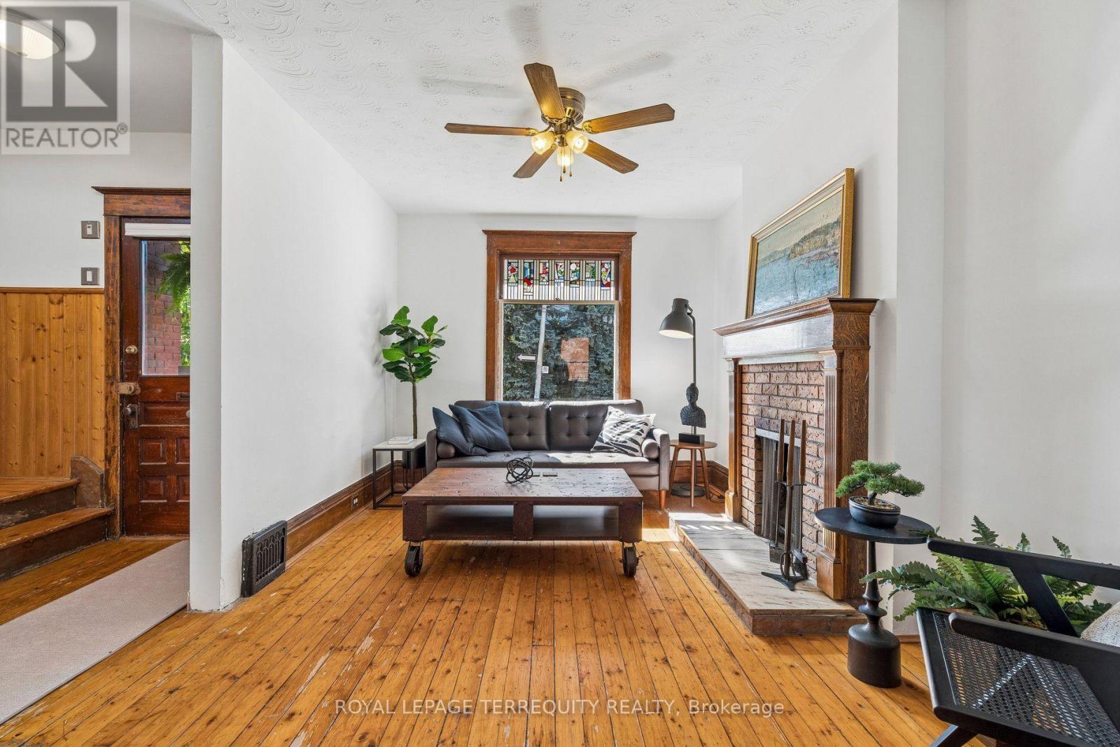 2 Wright Avenue Property Photo 9