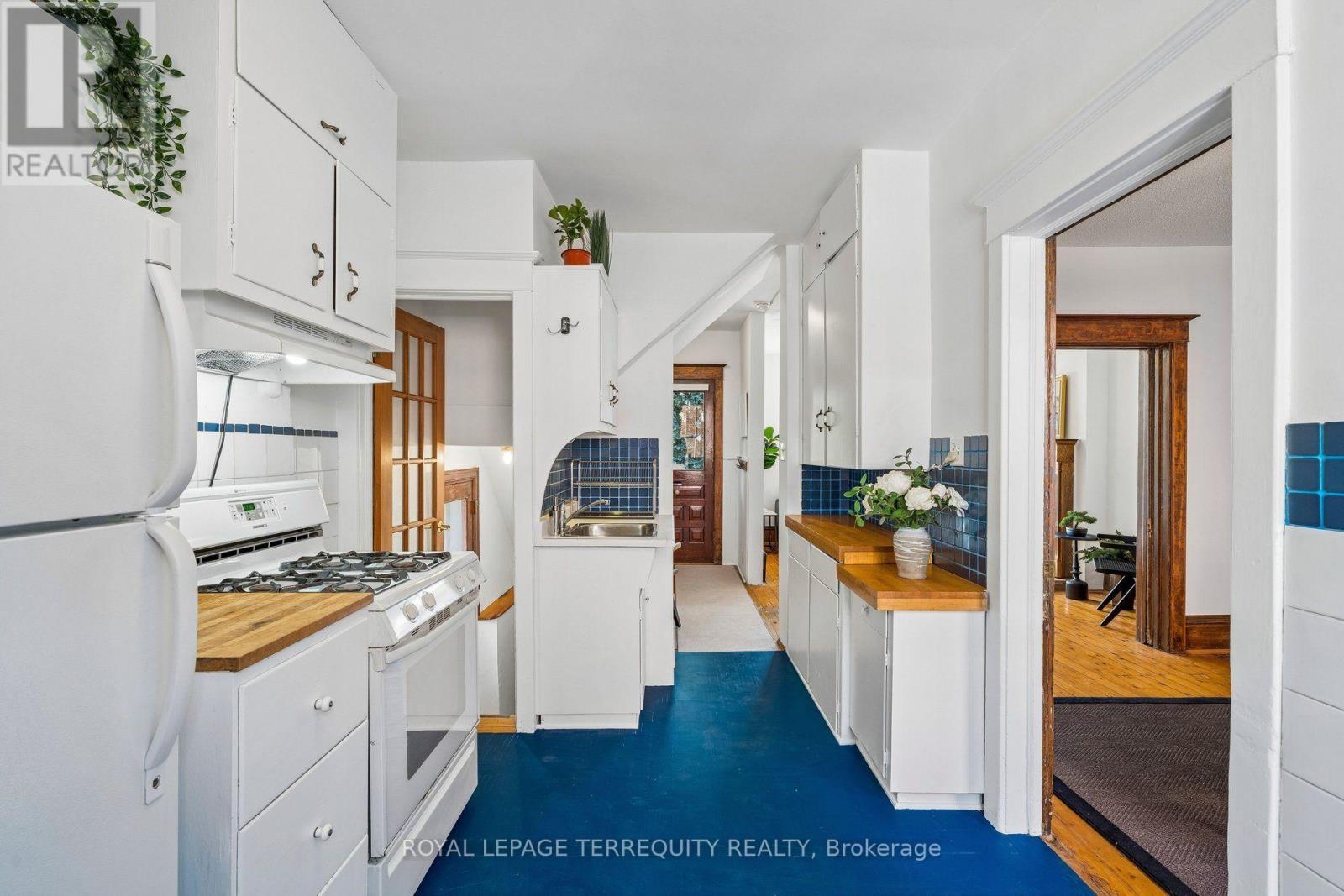 2 Wright Avenue Property Photo 15