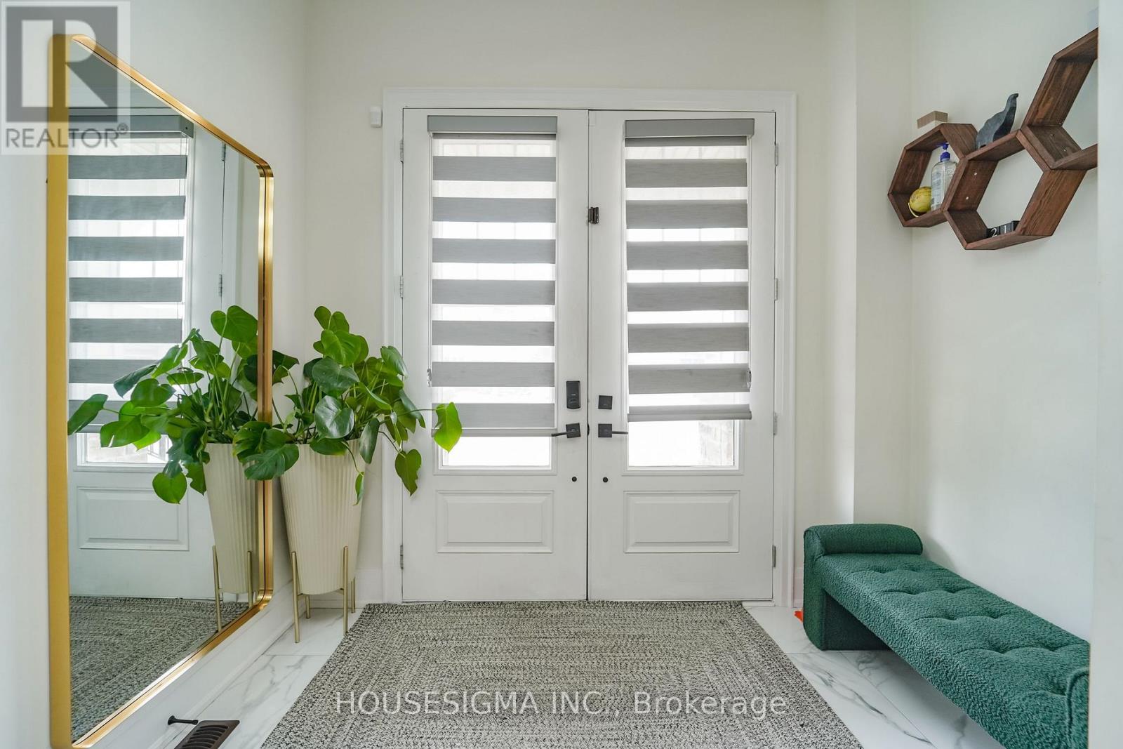 62 Royal Fern Crescent Property Photo 5