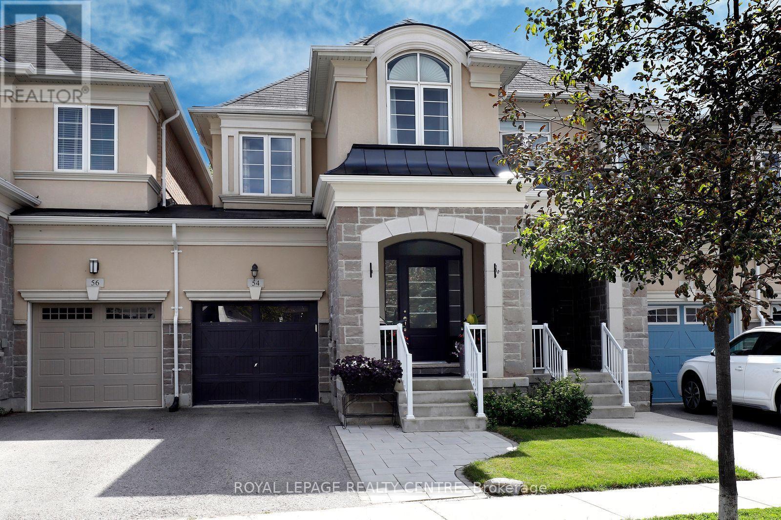 54 UPPER CANADA COURT Property Photo 1
