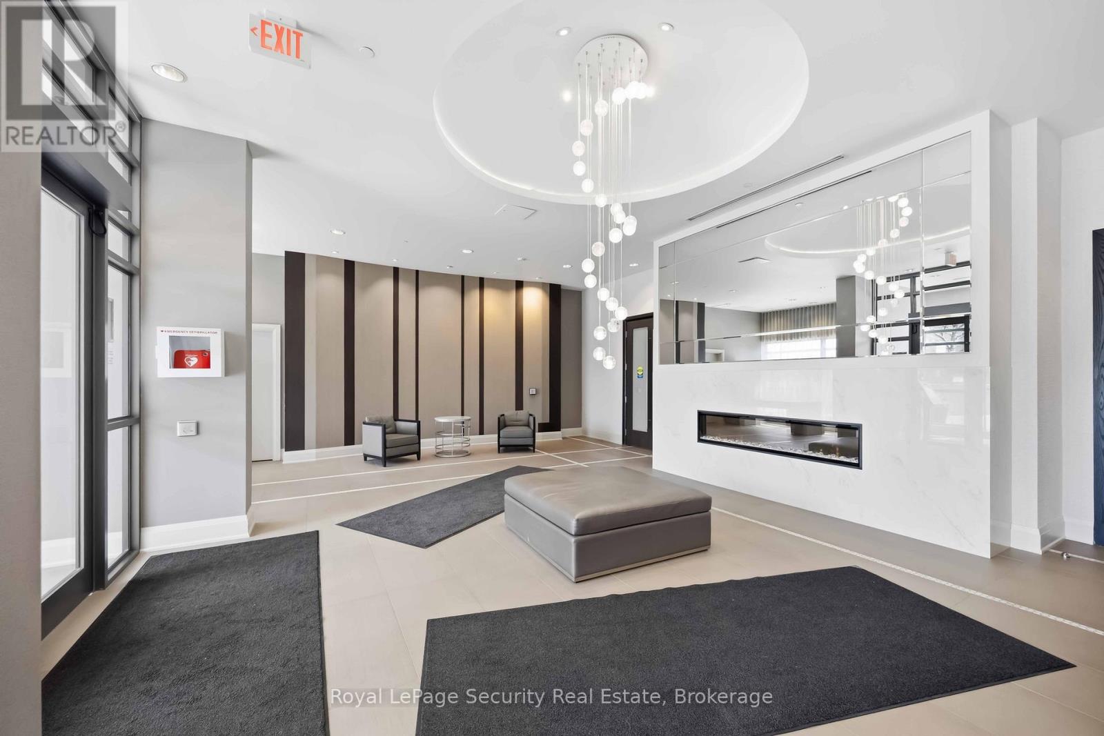 602 - 35 Fontenay Court Property Photo 4