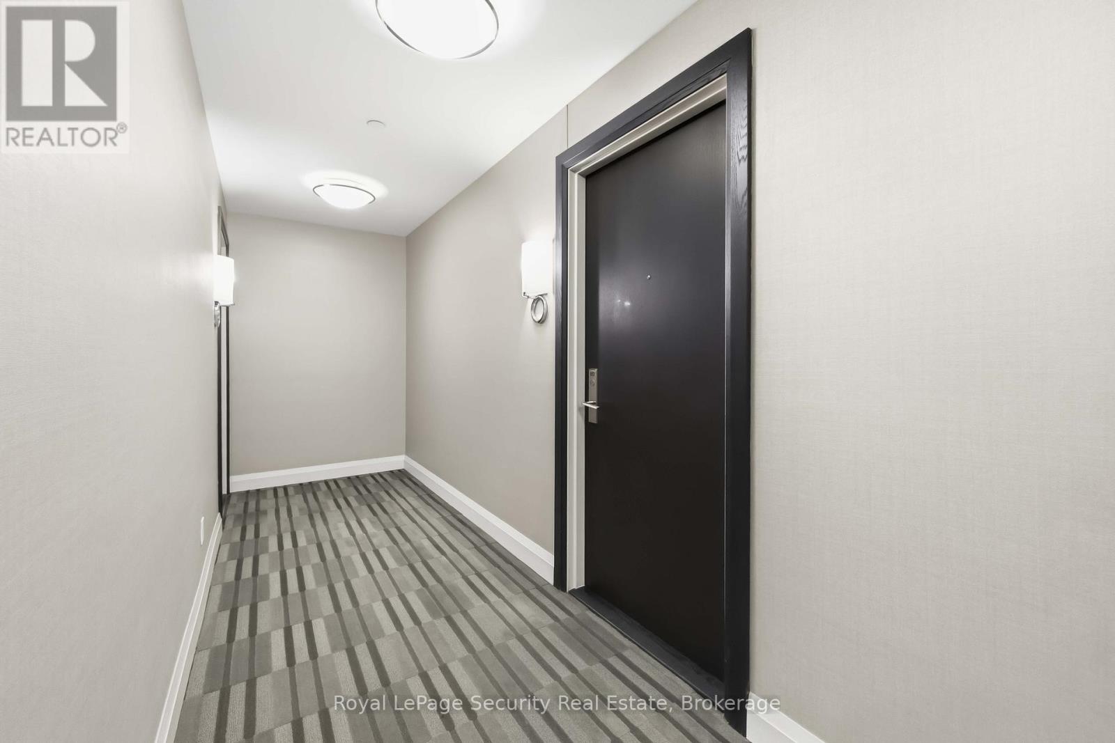 602 - 35 Fontenay Court Property Photo 7