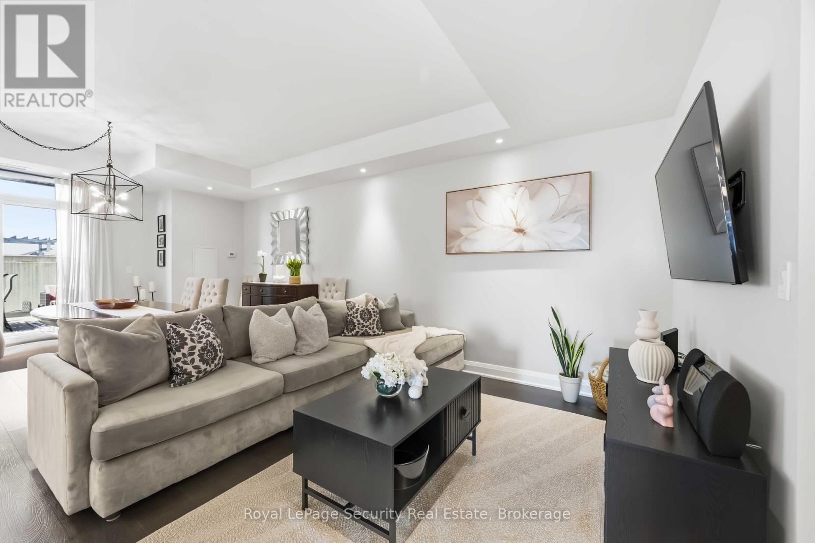 602 - 35 Fontenay Court Property Photo 16