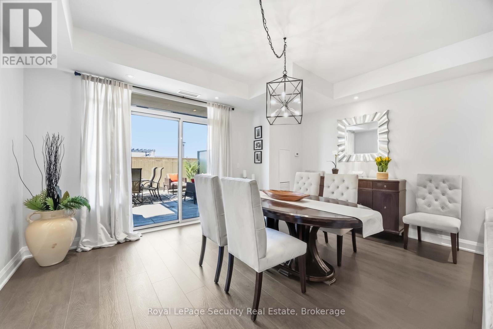 602 - 35 Fontenay Court Property Photo 17