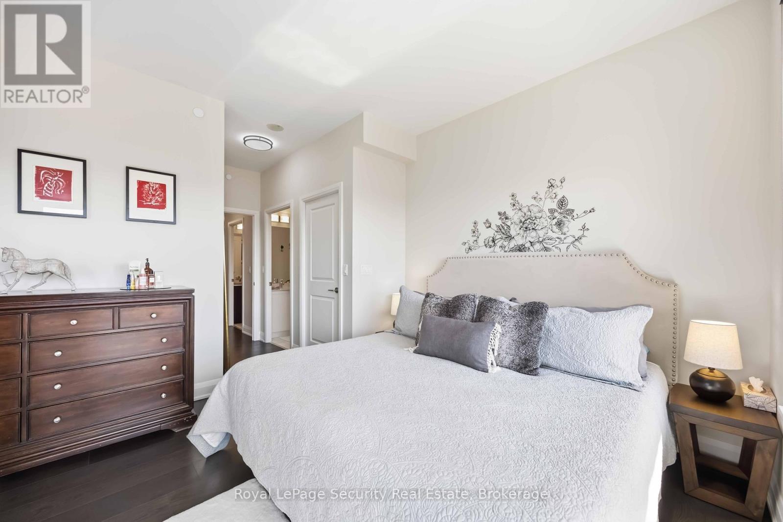 602 - 35 Fontenay Court Property Photo 30