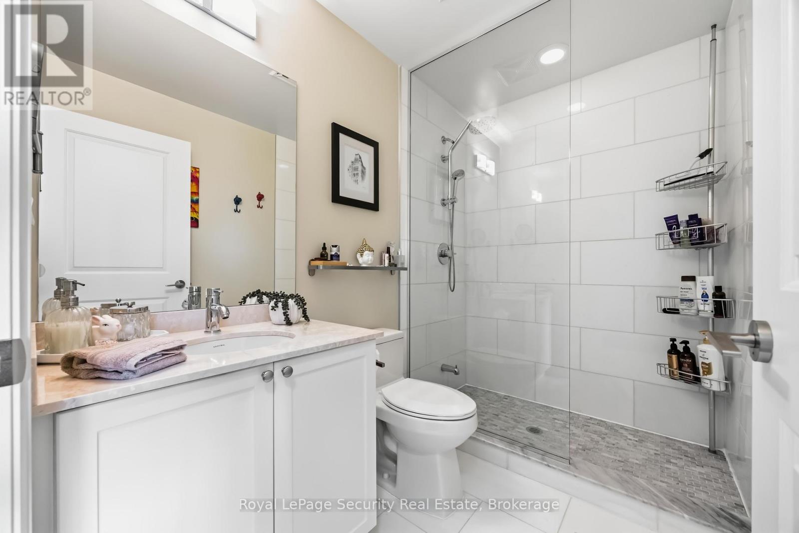 602 - 35 Fontenay Court Property Photo 32