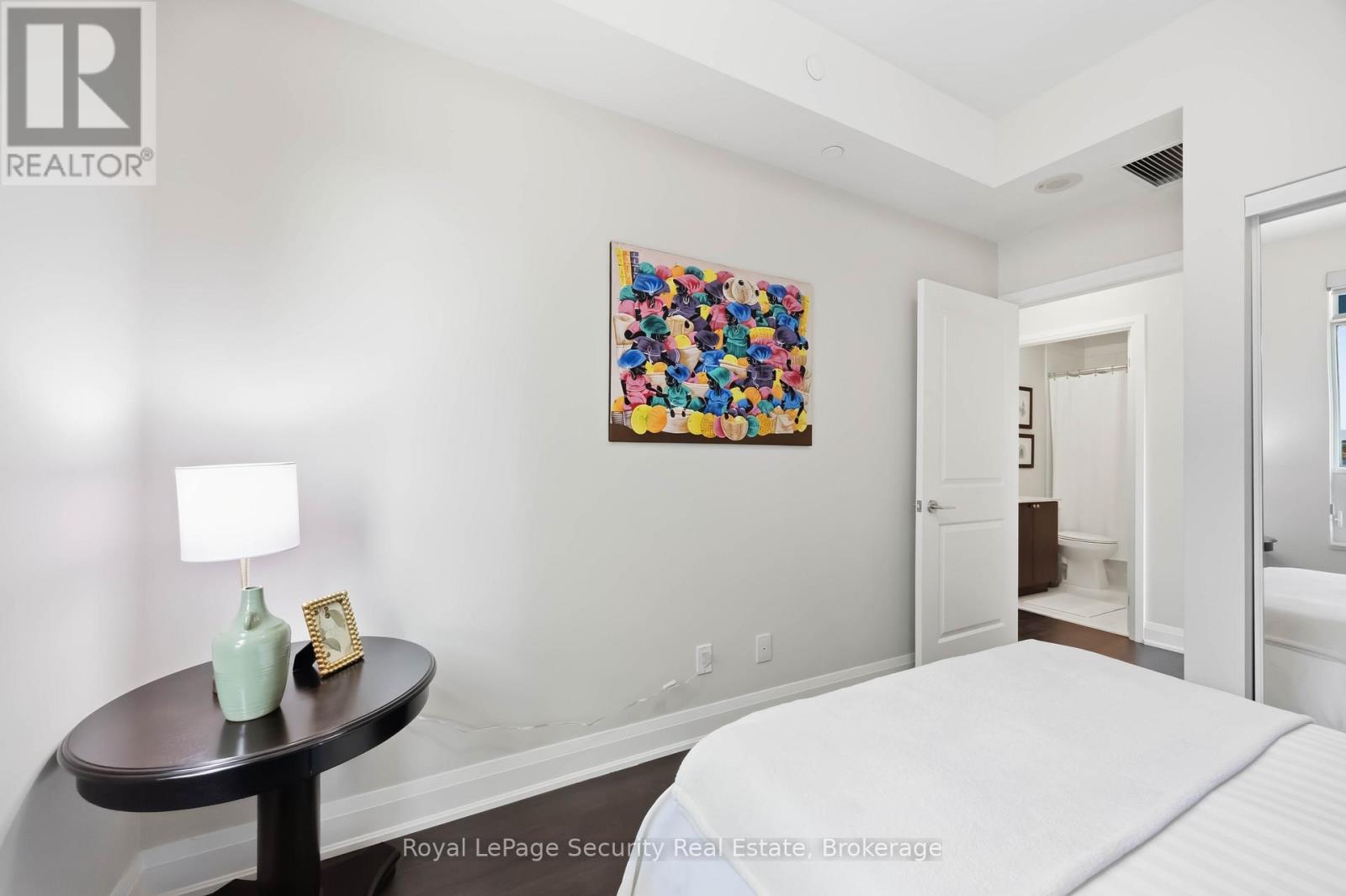 602 - 35 Fontenay Court Property Photo 36