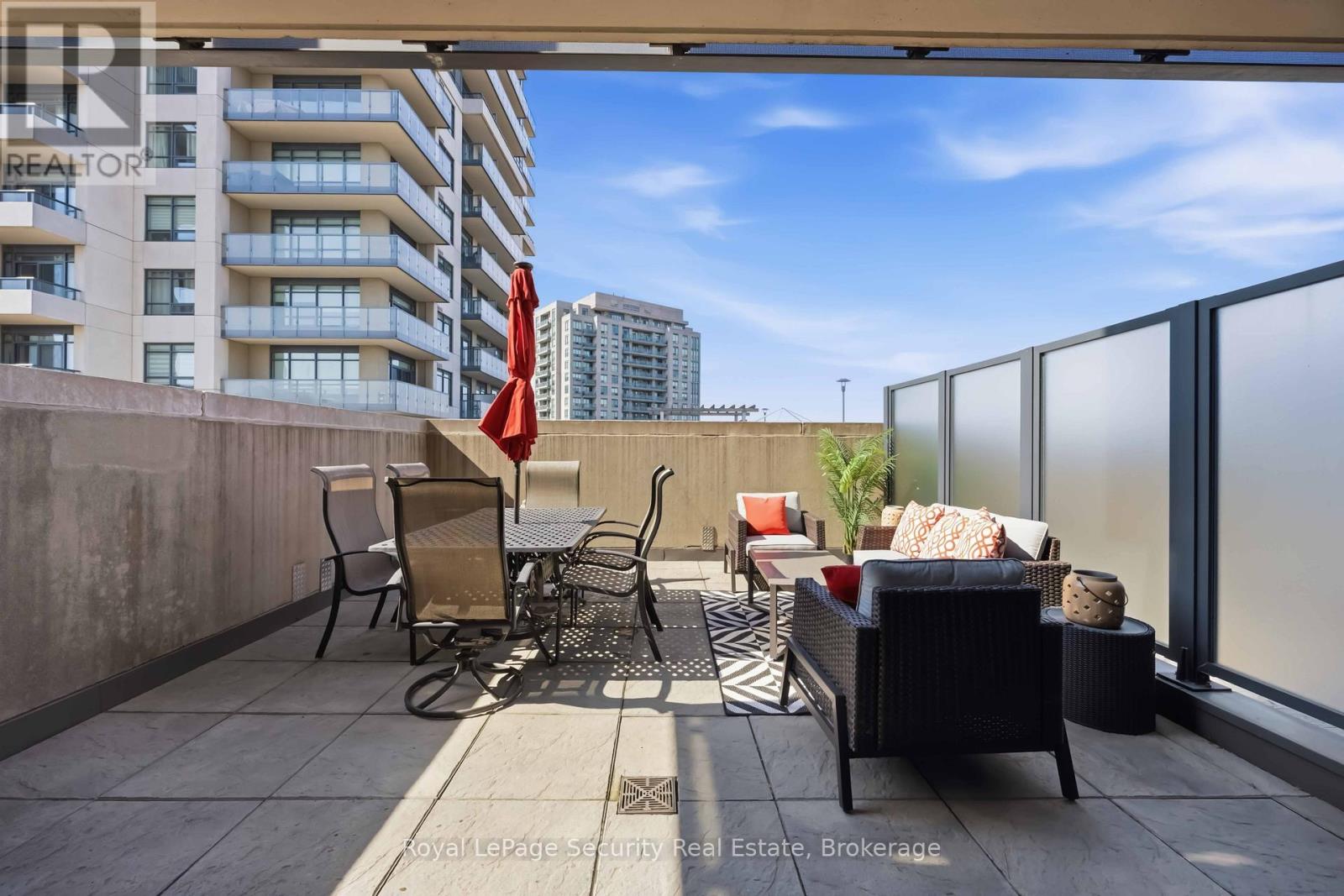 602 - 35 Fontenay Court Property Photo 39