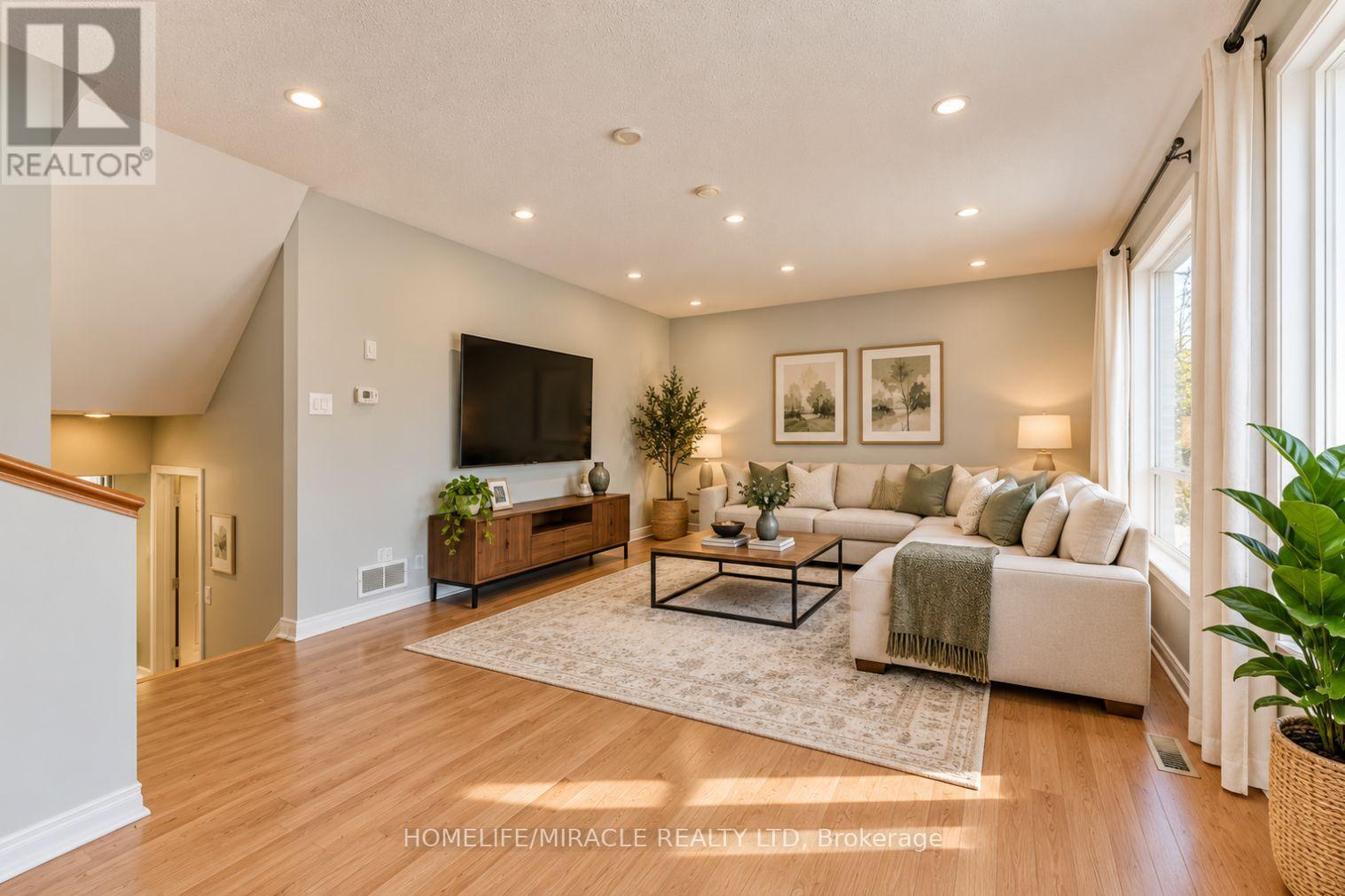201 - 6444 FINCH AVENUE W Property Photo 1