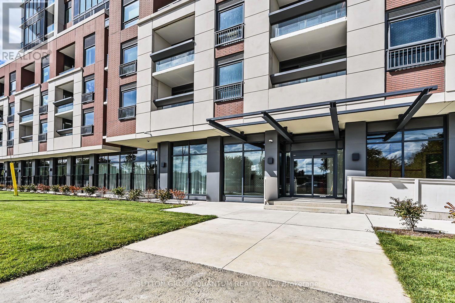 1821 - 4010 Eglinton Avenue W Property Photo 2
