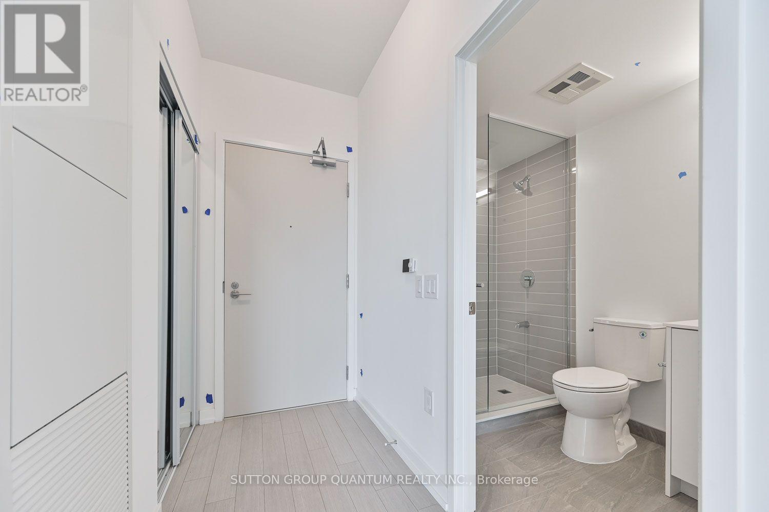1821 - 4010 Eglinton Avenue W Property Photo 4