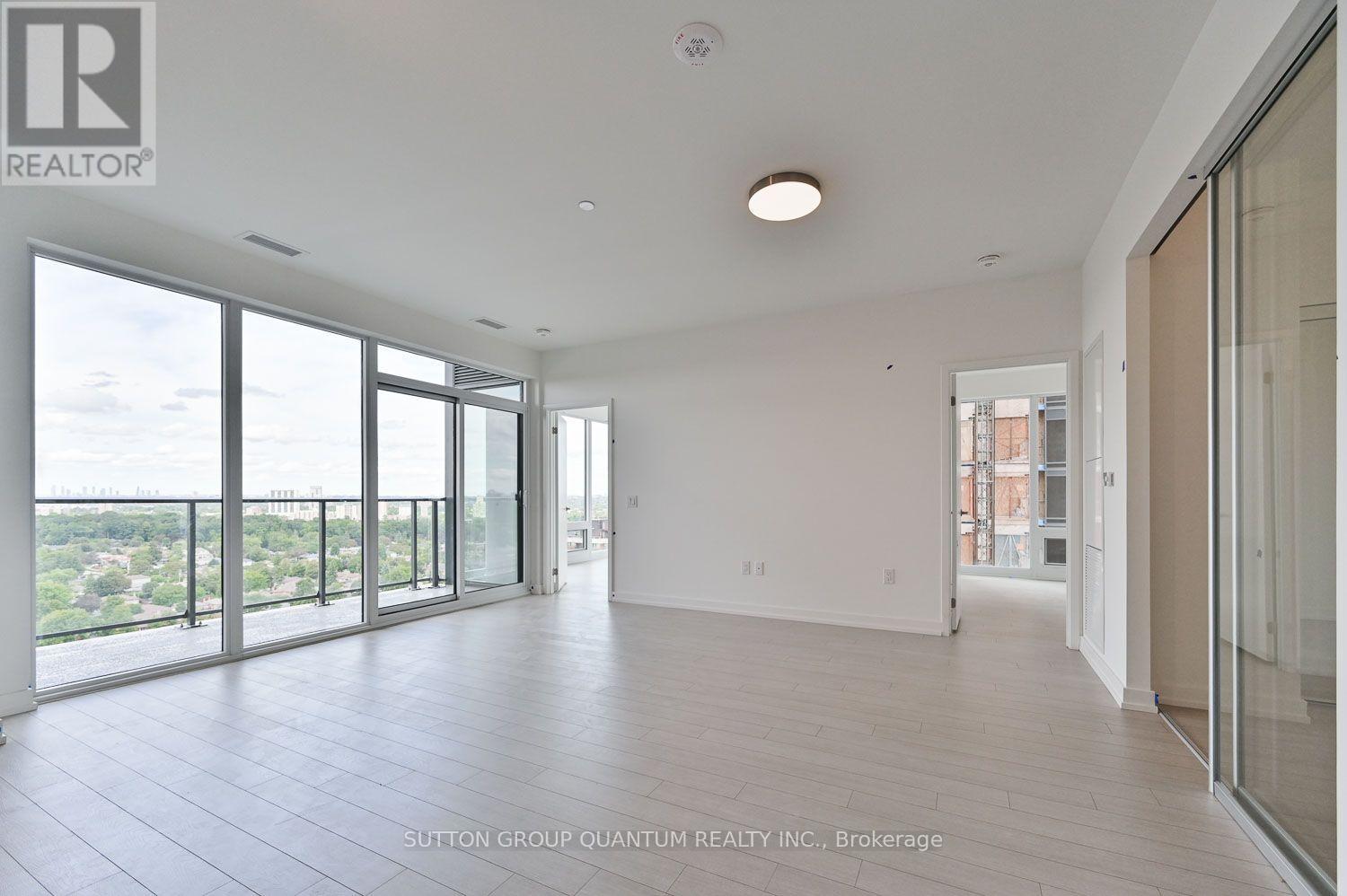 1821 - 4010 Eglinton Avenue W Property Photo 5