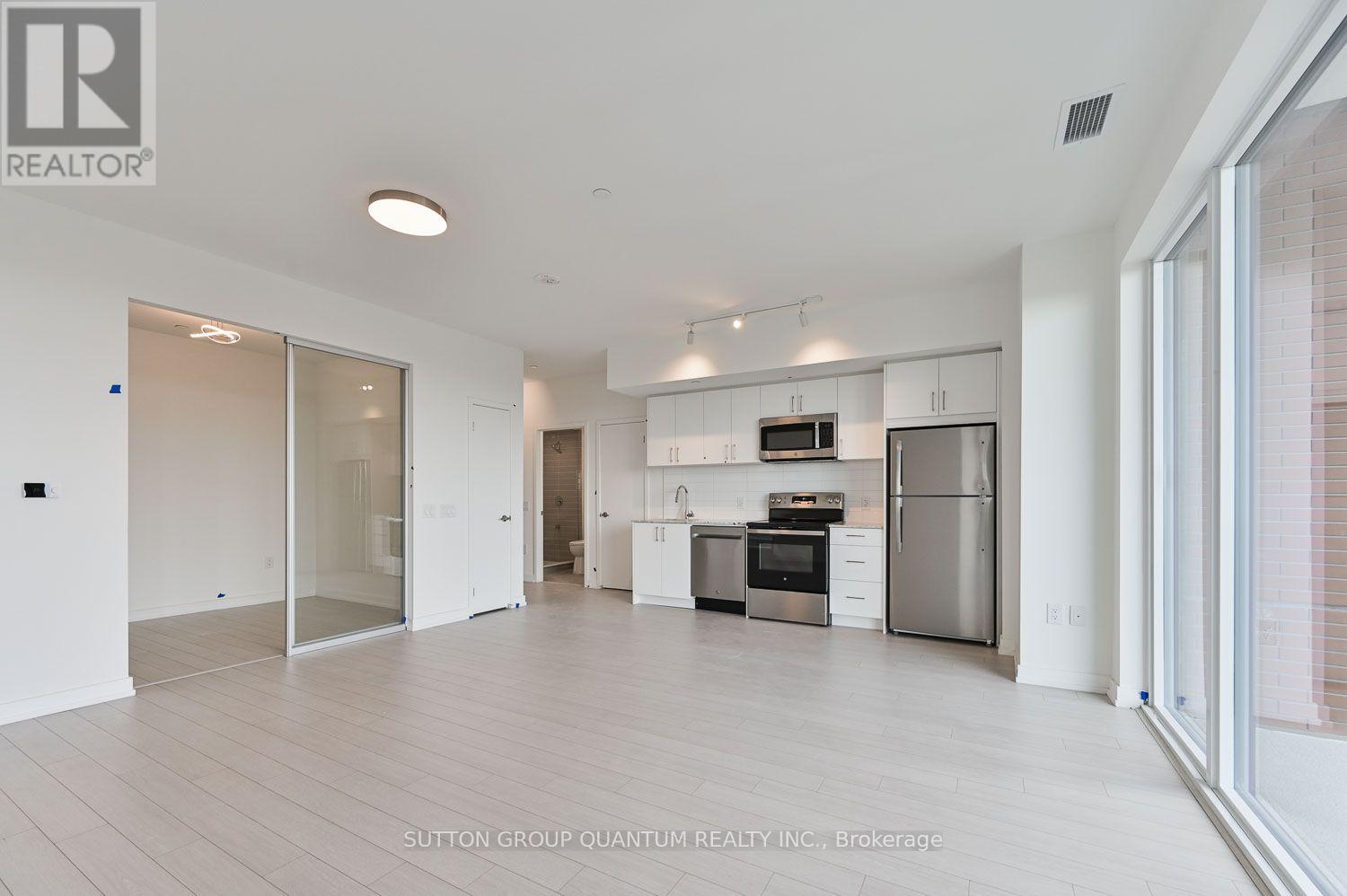 1821 - 4010 Eglinton Avenue W Property Photo 8
