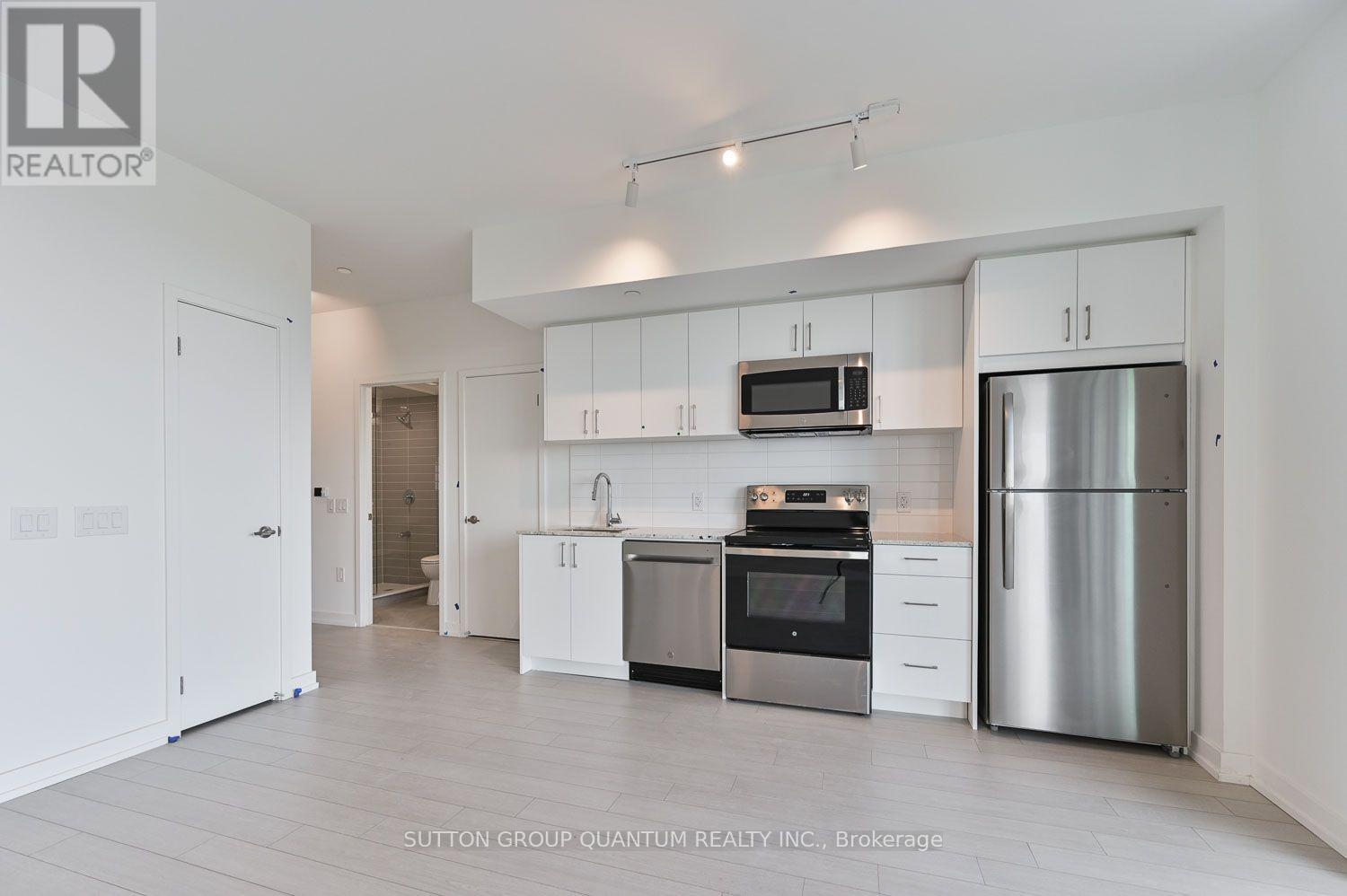 1821 - 4010 Eglinton Avenue W Property Photo 10