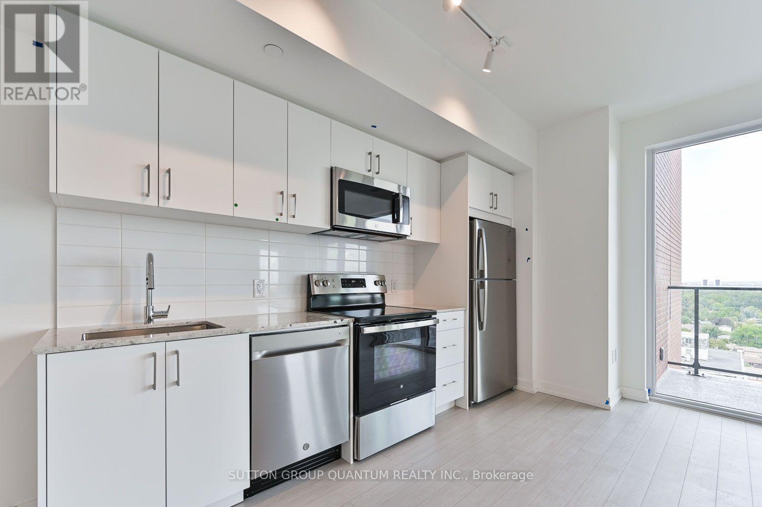 1821 - 4010 Eglinton Avenue W Property Photo 11