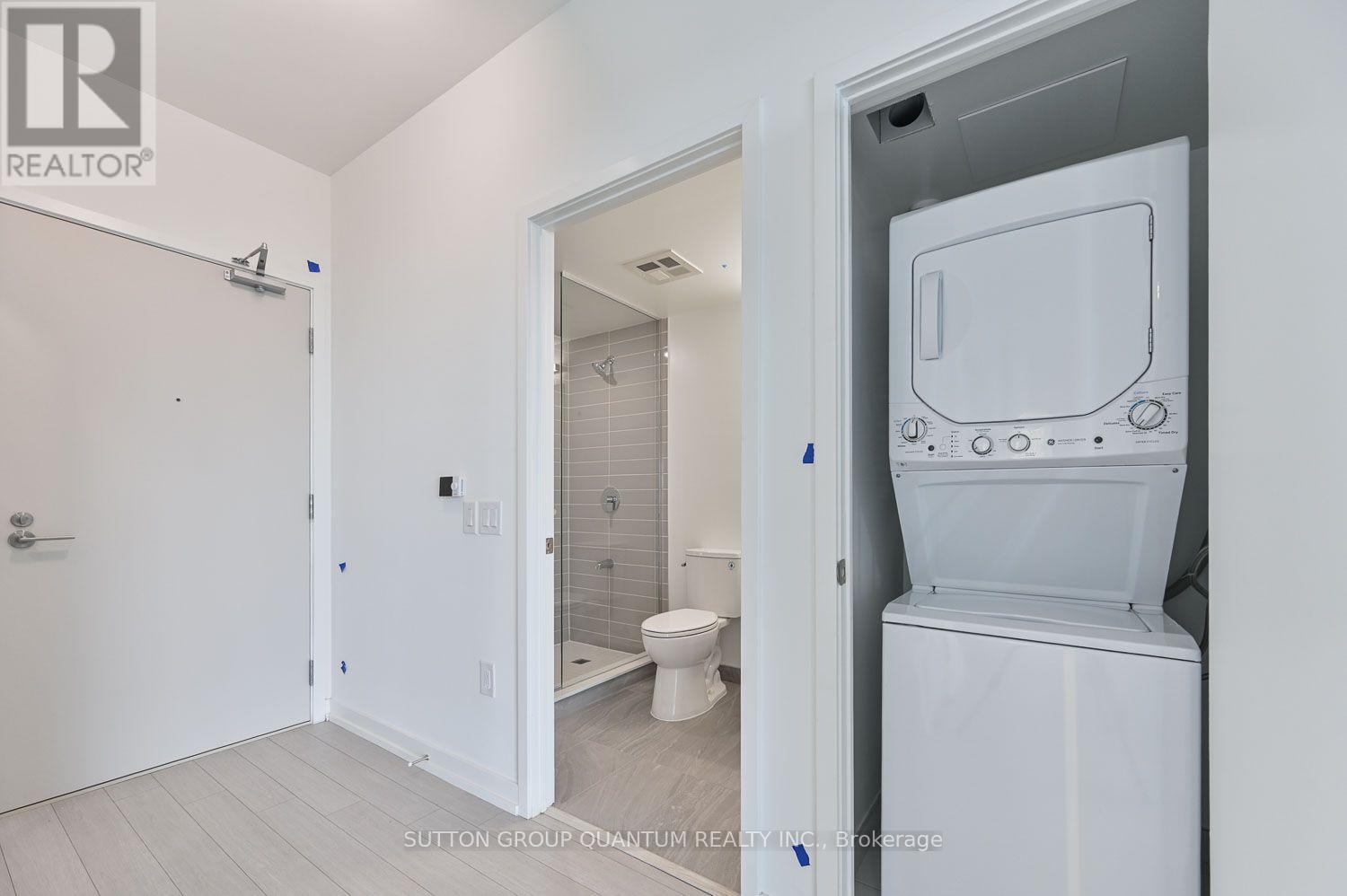 1821 - 4010 Eglinton Avenue W Property Photo 21