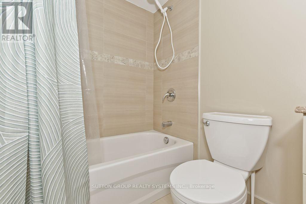 1214 - 55 Elm Drive Property Photo 17