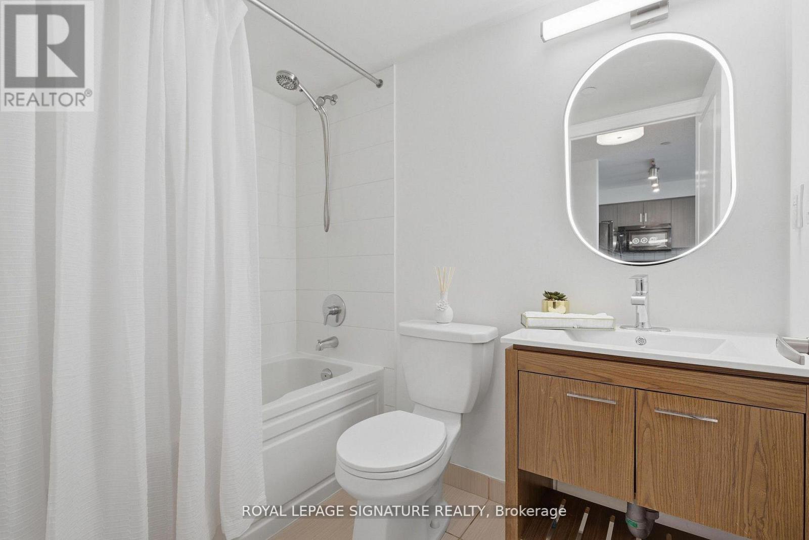1116 - 80 Esther Lorrie Drive Property Photo 14