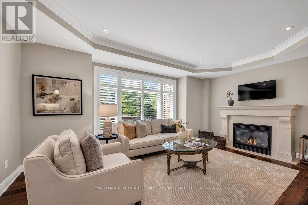 2444 Chateau Common Property Photo 11