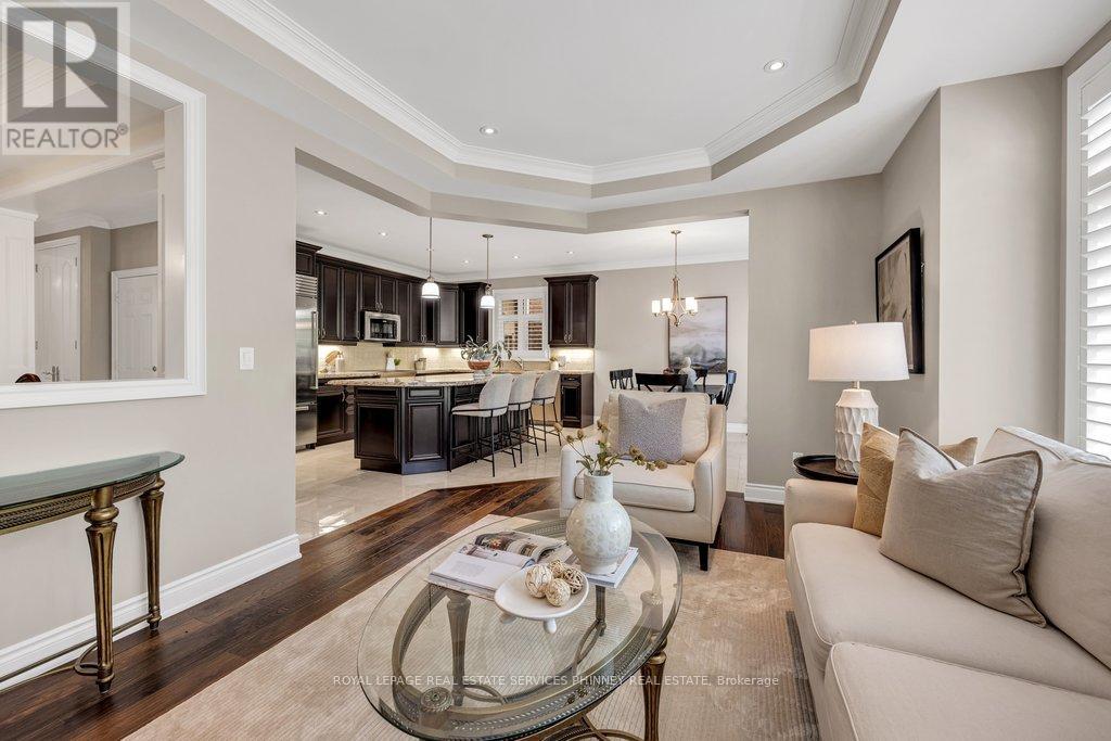2444 Chateau Common Property Photo 13